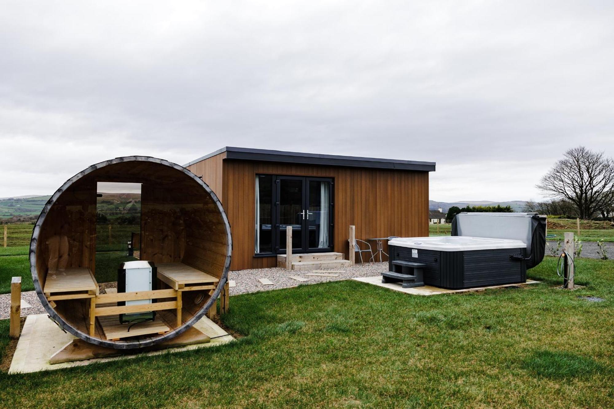 Вилла Slemish Hideaway - Funky Pheasant Broughshane Экстерьер фото